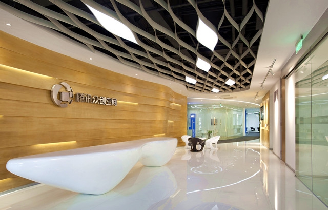 科技公司辦公室裝修設(shè)計(jì),廣州裝修設(shè)計(jì)公司,廣州辦公室裝修,海博裝飾.jpg 科技公司辦公室裝修設(shè)計(jì),廣州裝修設(shè)計(jì)公司,廣州辦公室裝修,海博裝飾.jpg