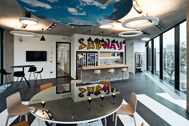 辦公樓裝修設計,廣州裝飾公司,廣州辦公室裝修,海博裝飾.jpg 辦公樓裝修設計,廣州裝飾公司,廣州辦公室裝修,海博裝飾.jpg