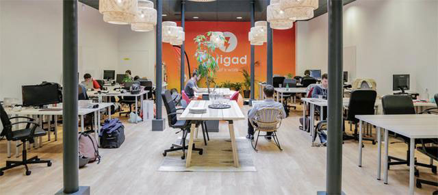 充滿活力的辦公室裝修.jpg 充滿活力的辦公室裝修.jpg