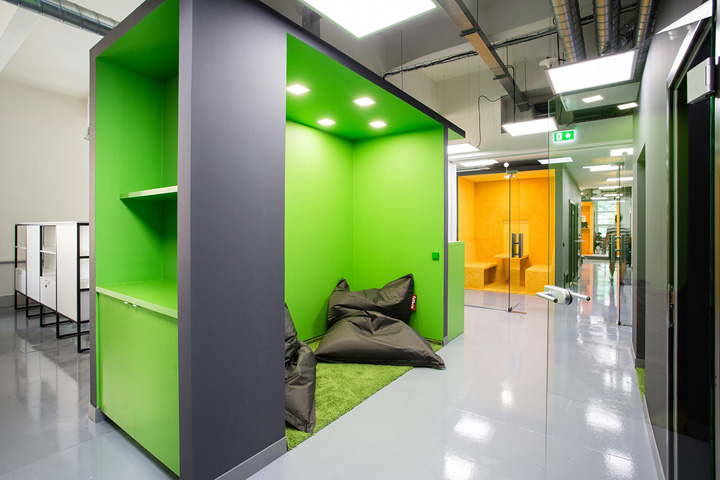 現(xiàn)代休閑風(fēng)格辦公室裝修風(fēng)格.jpg 現(xiàn)代休閑風(fēng)格辦公室裝修風(fēng)格.jpg