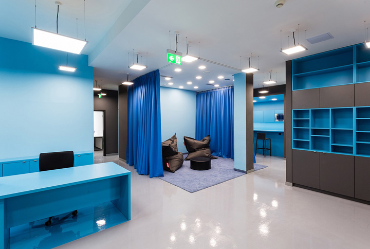 現(xiàn)代休閑風(fēng)格辦公室裝修風(fēng)格.jpg 現(xiàn)代休閑風(fēng)格辦公室裝修風(fēng)格.jpg