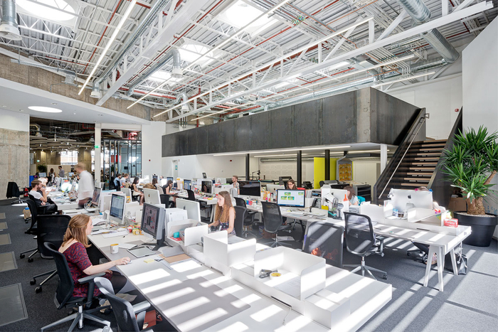 廣州辦公室裝修材料.jpg 廣州辦公室裝修材料.jpg