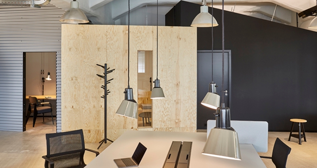 簡約風(fēng)辦公樓裝飾方案.jpg 簡約風(fēng)辦公樓裝飾方案.jpg