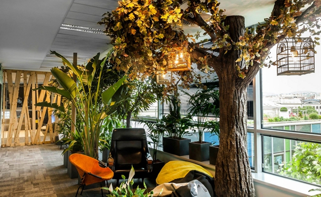 科技公司辦公室裝修設計.jpg 科技公司辦公室裝修設計.jpg