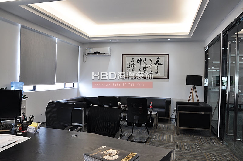 充滿質感辦公室裝修設計.jpg 充滿質感辦公室裝修設計.jpg